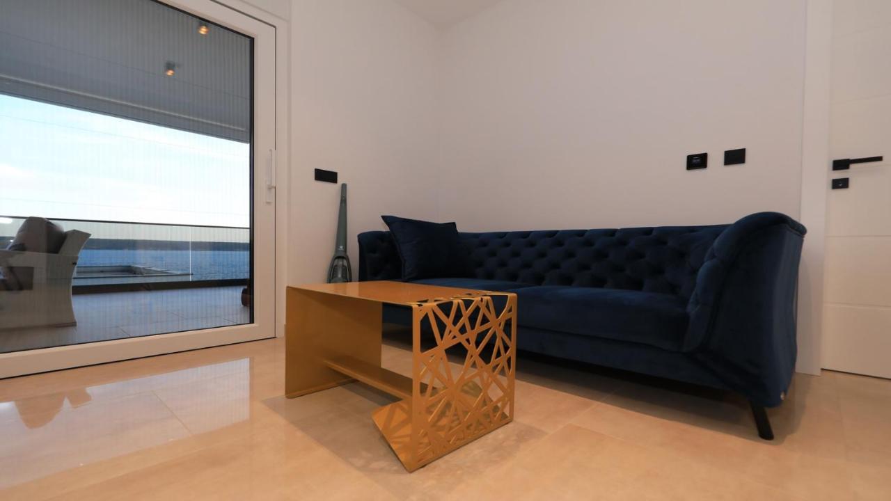 Adastra Apartments Maslenica Exterior foto
