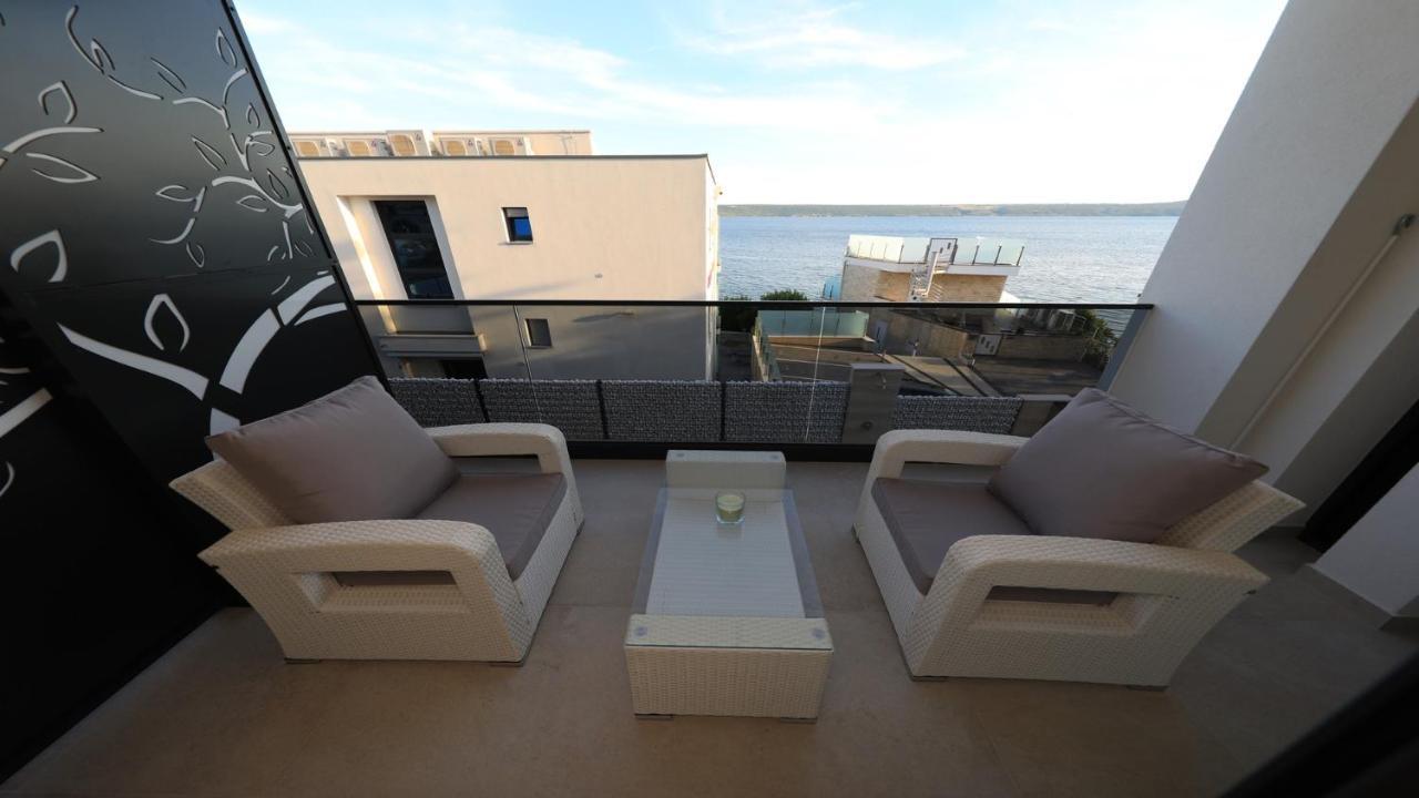 Adastra Apartments Maslenica Exterior foto