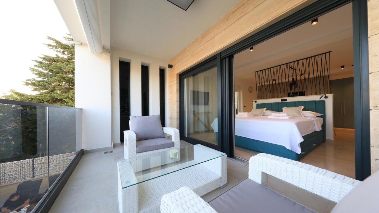 Adastra Apartments Maslenica Exterior foto